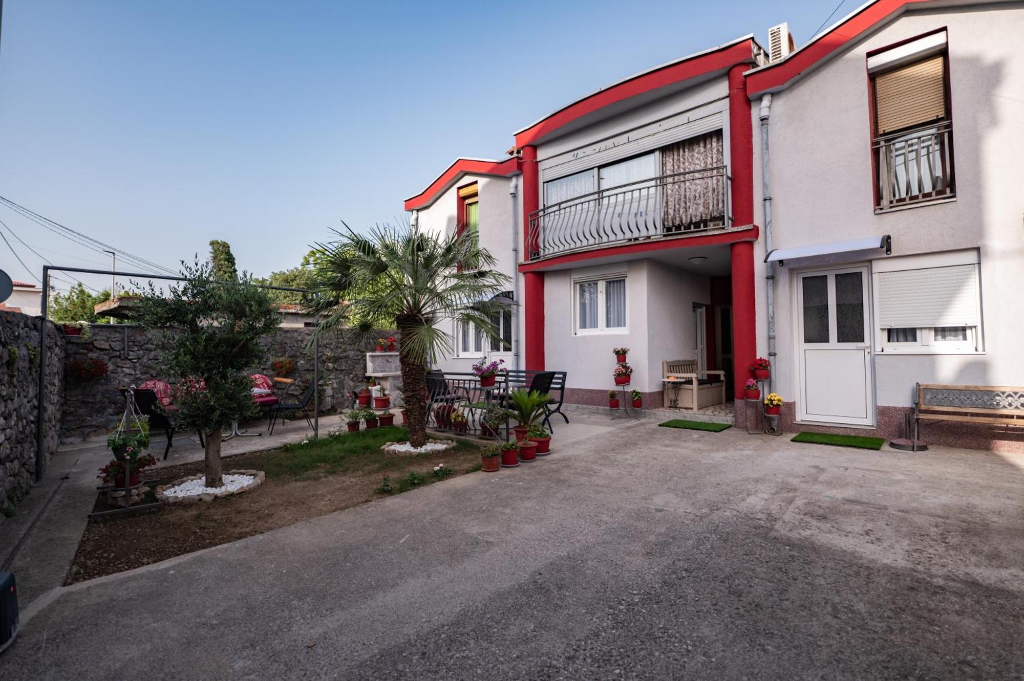 Apartmani Kaan بودغوريتْسا المظهر الخارجي الصورة